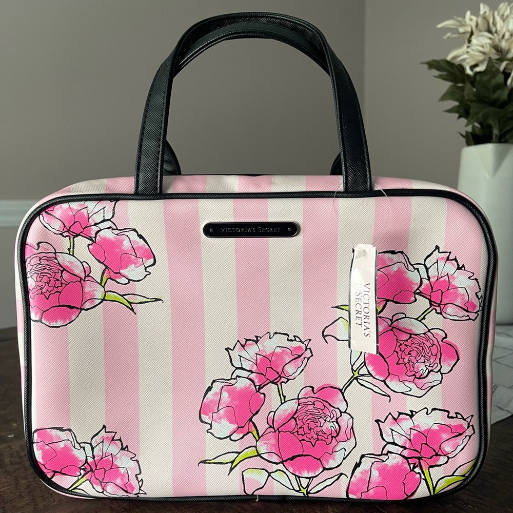 Victoria’s Secret travel cosmetic bag